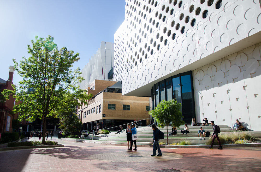 Die Swinburne University of Technology