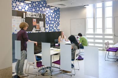 Exzellente Ausstattung und beste Betreuung bietet die University of Melbourne Studenten im Learning Space