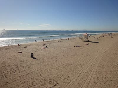 Die Westküste der USA kennt man auch unter der Bezeichnung Golden Coast Strand in Kalifornien