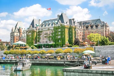 Victoria ist eine wunderschöne Stadt. Der Hafen von Victoria