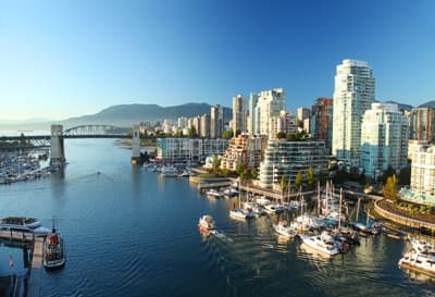 Sommerwetter statt Schnee und Eis in Vancouver Die kanadische Stadt Vancouver