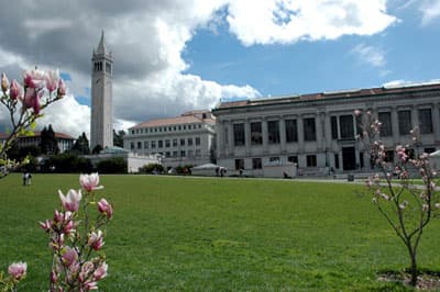 Die University of California Berkeley bietet ein exzellentes Semesterprogramm. Campus der University of California Berkeley