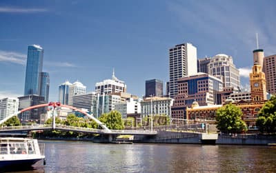 Melbourne wurde schon sieben Mal in Folge als lebenswerteste Stadt der Welt gekürt! Skyline von Melbourne
