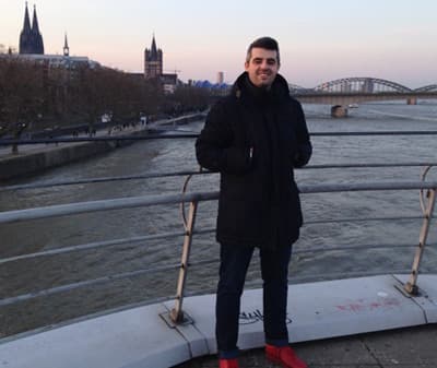 Von Köln nach Colchester: Stipendiat für Wirtschaft Damir Hrnjic Stipendiat für Wirtschaftswissenschaften Damir Hrnjic