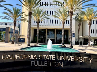 Perfekte Wahl für eine super Zeit in Kalifornien: die CSUF Campus der CSU Fullerton