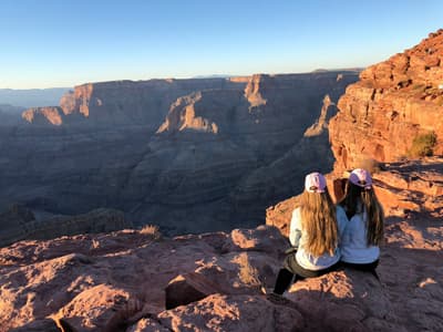 Kaliforniens beeindruckende Natur Julia und Lena im Nationalpark