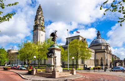 Die quirlige Metropole Cardiff bietet ein abwechslungsreiches Studentenleben. Das Stadtzentrum von Cardiff
