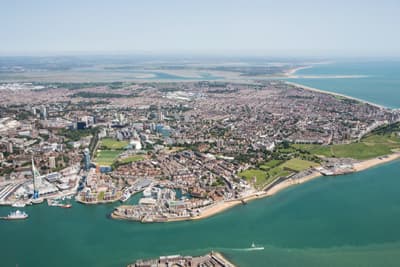 Portsmouth - eine Insel auf der Insel! Vogelperspektive auf die Stadt