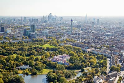 Lass dich im Studium von der Modemetropole London inspirieren! Luftbildaufnahme des Regent's Park in London