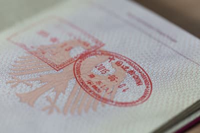 Ohne Visum kein Einreisestempel! Reisepass mit Einreisestempel