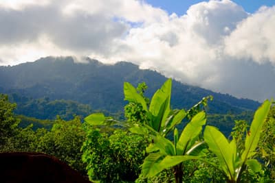 Herrlicher Blick auf die Berge bei San José (Costa Rica) Berglandschaft bei San José (Costa Rica)