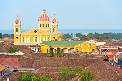 Eine der ältesten Kolonialbauten: Die Kathedrale von Granada (Nicaragua) Die Kathedrale von Granada (Nicaragua)